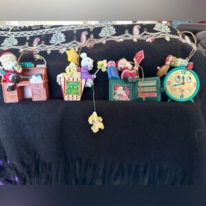 Adorable Christmas ornaments set of 4